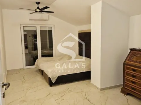 Rent, three bedroom apartment, 92m², Kalenić Pijaca, Vračar Sve Podlokacije - image 7