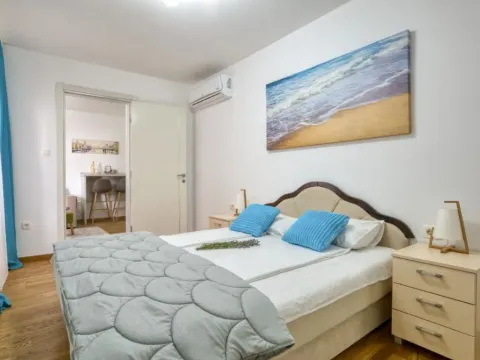 Izdavanje, jednosoban stan, 40m², Budva, Crna Gora - image 10