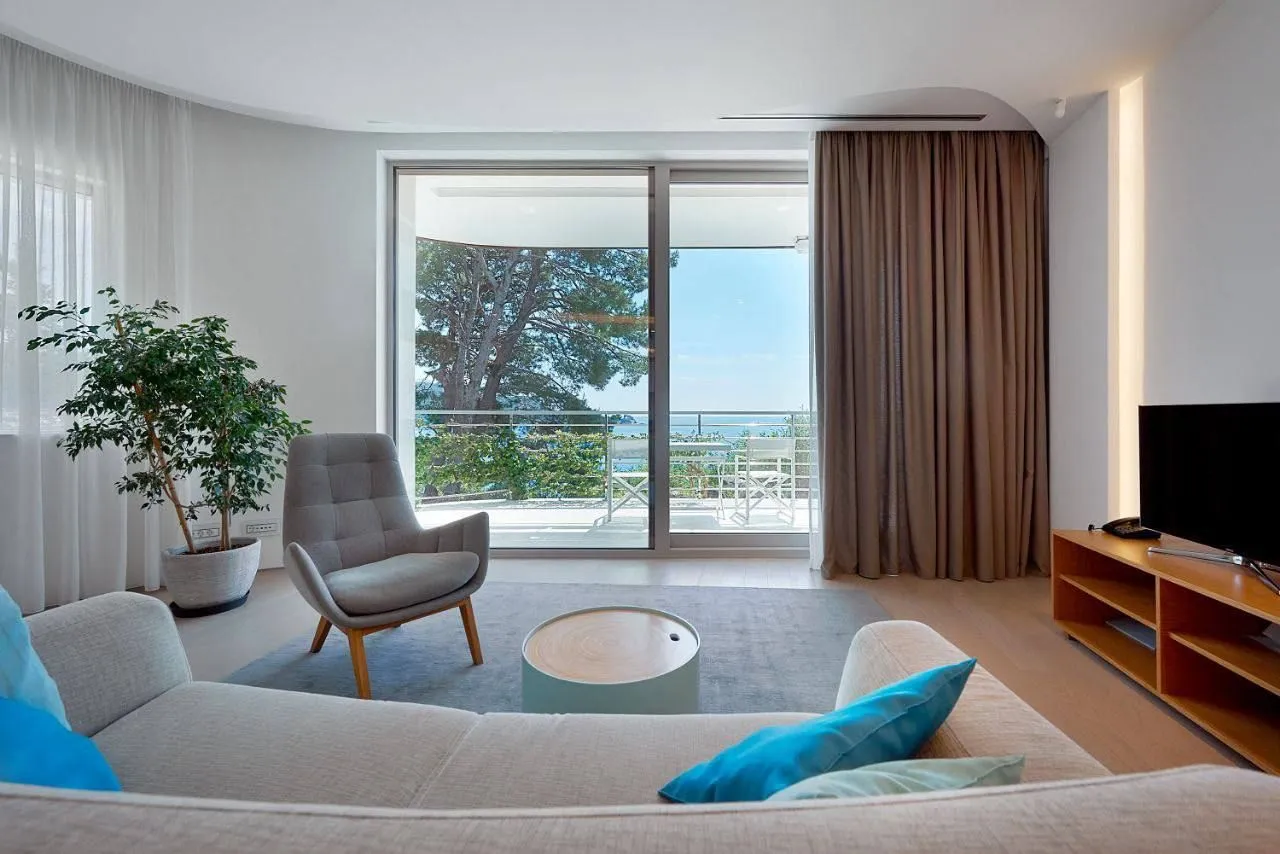 Sale, two bedroom apartment, 125m², Dukley Gardens, Budva