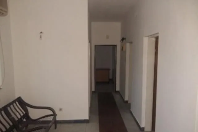 Rent, office space, 300m², Surčin, Beograd