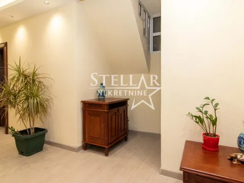 Prodaja, trosoban stan, 128m², Stari Aerodrom, Podgorica - image 6