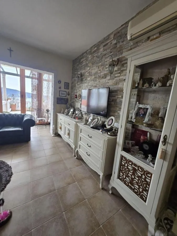 Prodaja, kuća, 250m², Herceg Novi, Crna Gora