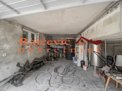 Rent, house, 544m², Trošarina, Voždovac Sve Podlokacije - image 19