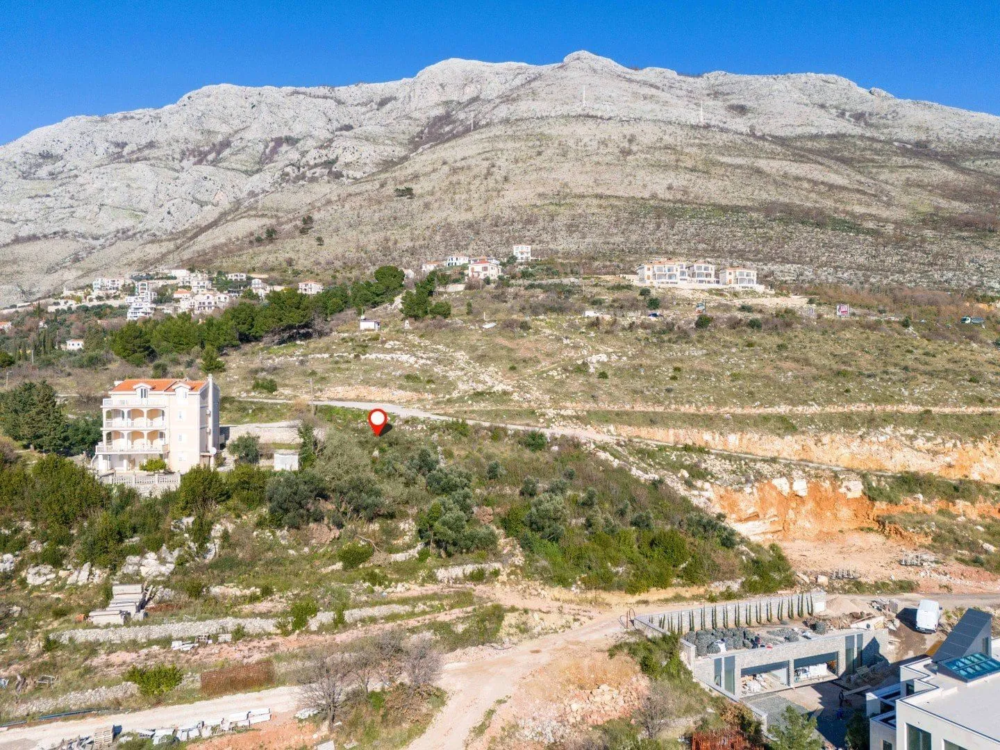Prodaja, plac, 573m², Skočiđevojka, Budva
