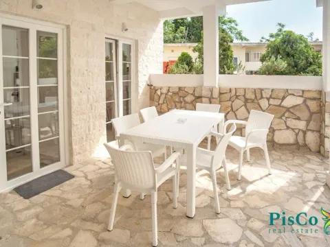 Sale, four bedroom apartment, 200m², Herceg Novi, Crna Gora - image 2