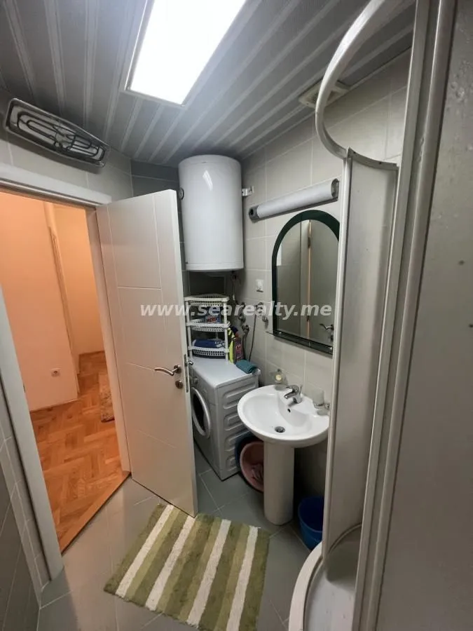 Rent, apartment, 53m², Centar, Budva