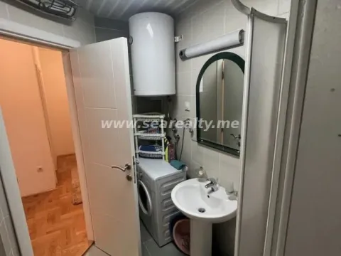Izdavanje, stan, 53m², Centar, Budva - image 7