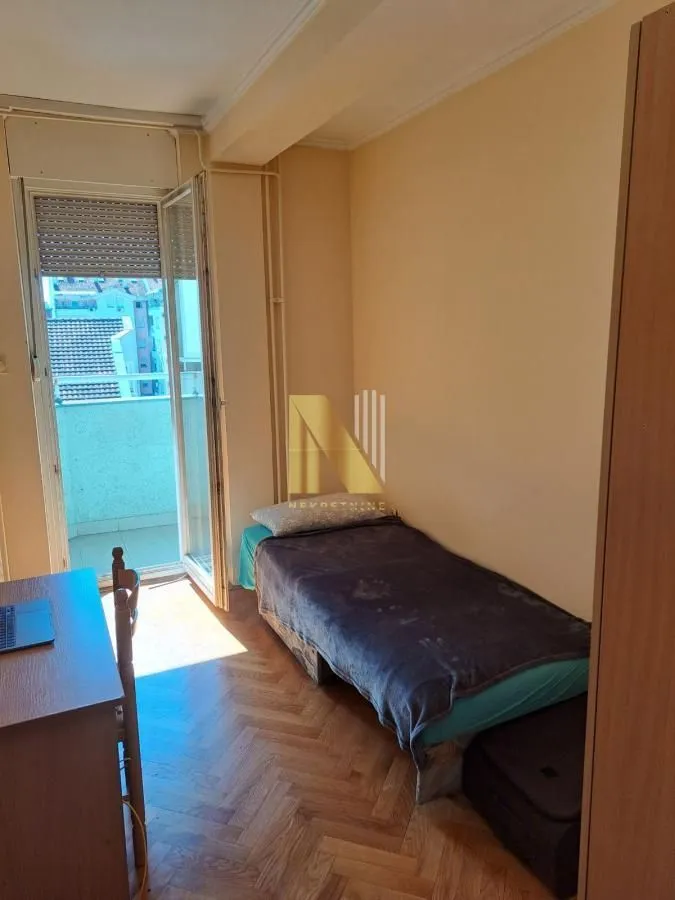 Izdavanje, dvosoban stan, 41m², Bulevar Oslobodjenja, Novi Sad Sve Podlokacije