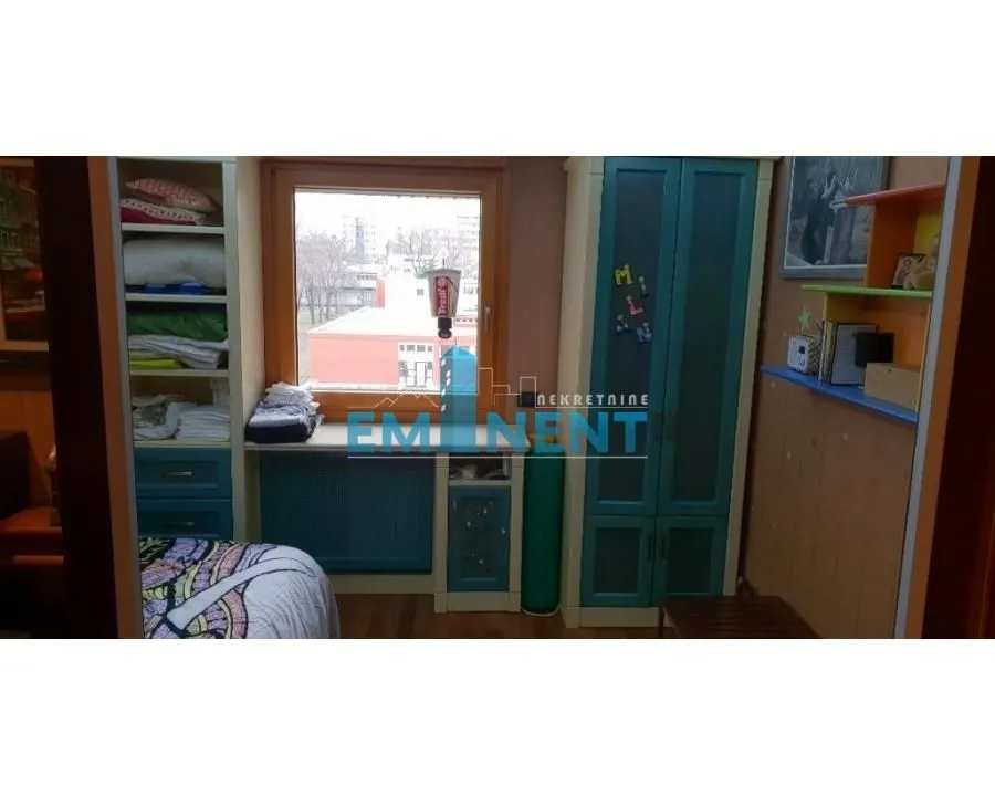 Rent, apartment, 200m², Stari Merkator, Novi Beograd Sve Podlokacije