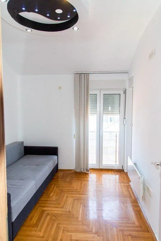 Izdavanje, jednosoban stan, 55m², Ljubović, Podgorica