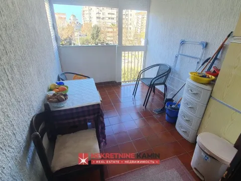 Prodaja, dvosoban stan, 64m², Centar, Bar - image 11