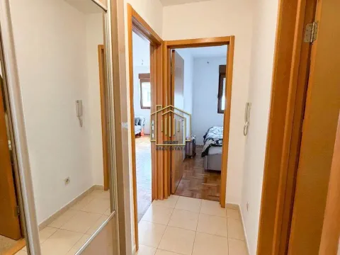 Prodaja, jednosoban stan, 39m², Stari Aerodrom, Podgorica - image 5