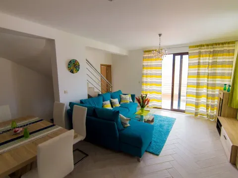 Prodaja, kuća, 240m², Krašići, Tivat - image 11