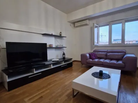 Rent, one bedroom apartment, 54m², City Kvart, Podgorica - image 1