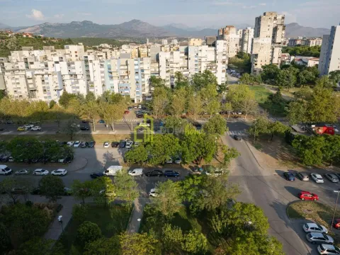 Prodaja, trosoban stan, 134m², Blok 9, Podgorica - image 5