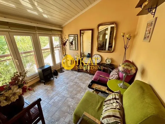 Sale, two bedroom apartment, 76m², Centar Sve Podlokacije, Beograd
