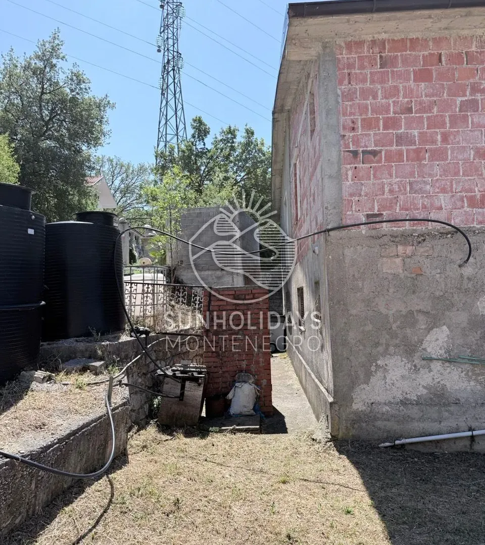 Sale, house, 90m², Zankovići, Bar