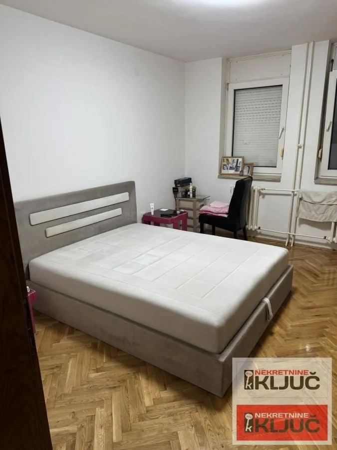 Prodaja, dvosoban stan, 73m², Novo naselje, Novi Sad