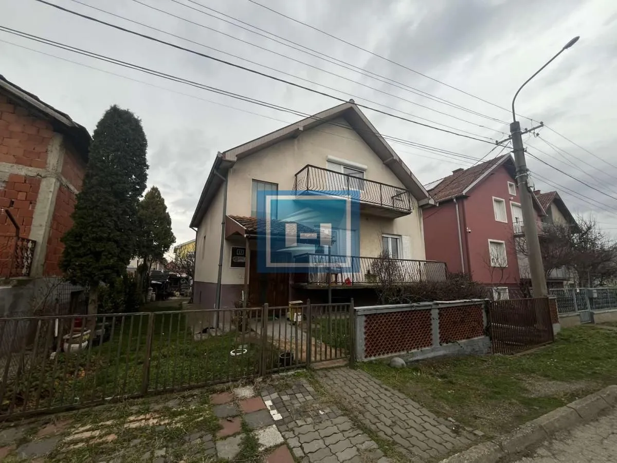 Prodaja, kuća, 200m², Ćuprija, Srbija