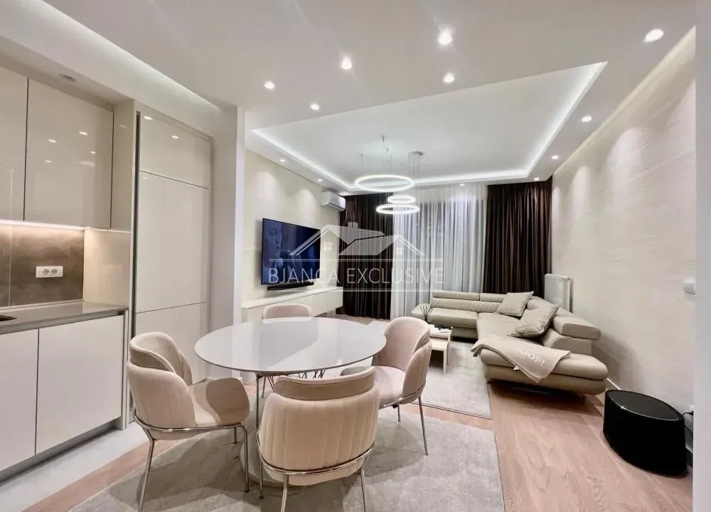 Sale, three bedroom apartment, 88m², Savski Venac, Beograd