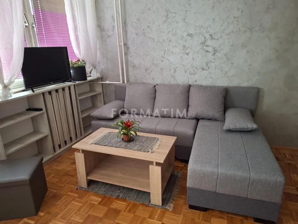 Rent, one bedroom apartment, 34m², Stari Grad, Beograd