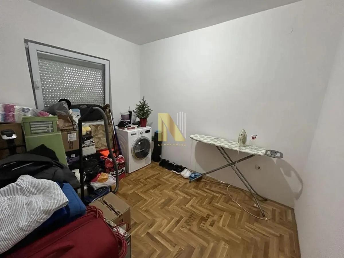 Prodaja, trosoban stan, 82m², Veternik, Novi Sad Sve Podlokacije