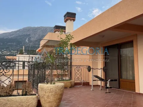 Prodaja, četvorosoban stan, 222m², Dobra Voda, Bar - image 7