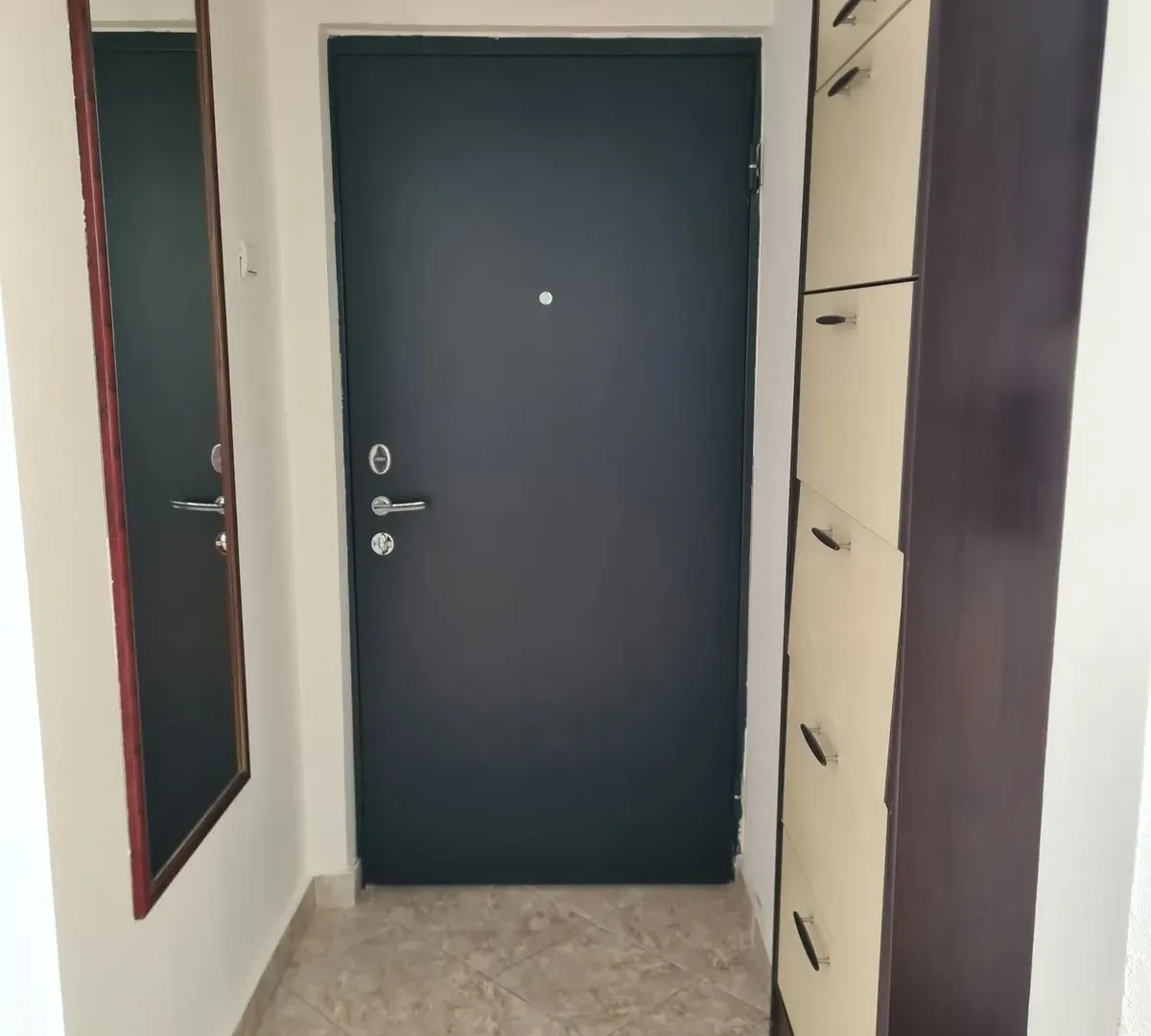 Izdavanje, dvosoban stan, 65m², Stara Varoš, Podgorica
