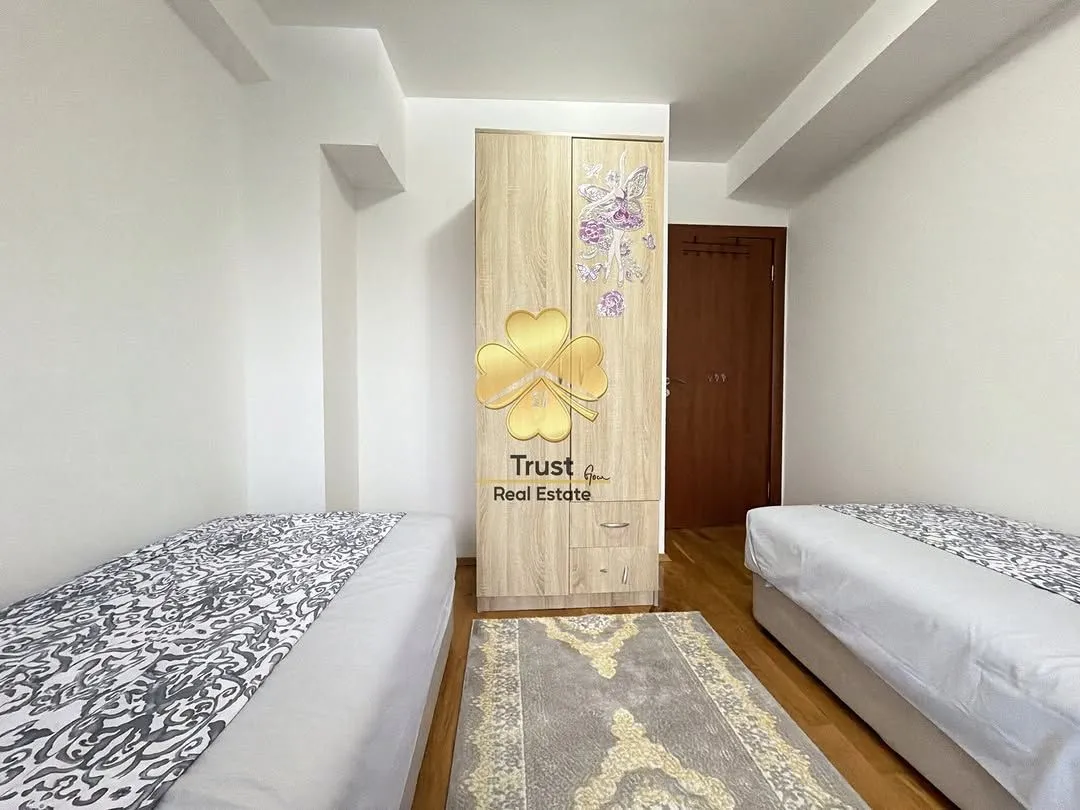 Izdavanje, trosoban stan, 80m², Krivi Most, Podgorica
