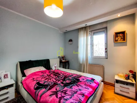 Prodaja, trosoban stan, 95m², Centar, Podgorica - image 3