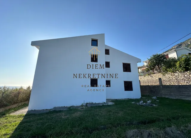 Sale, house, 270m², Šušanj, Bar