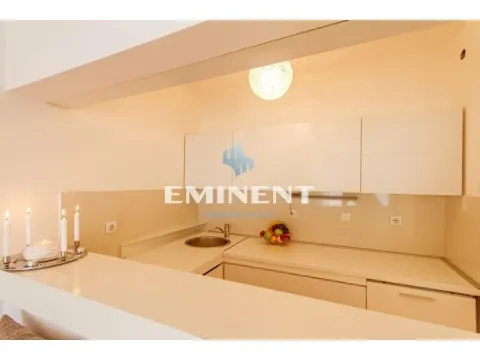 Sale, three bedroom apartment, 75m², Vračar Hram, Vračar Sve Podlokacije - image 4