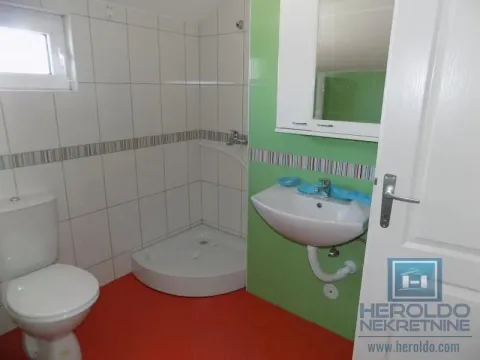 Sale, four bedroom apartment, 150m², Jagodnjak, Paraćin - image 24