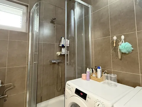 Prodaja, dvosoban stan, 66m², Dobrota, Kotor - image 8