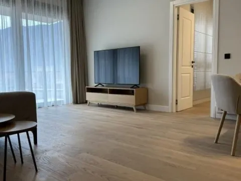 Rent, two bedroom apartment, 60m², Kotor, Crna Gora