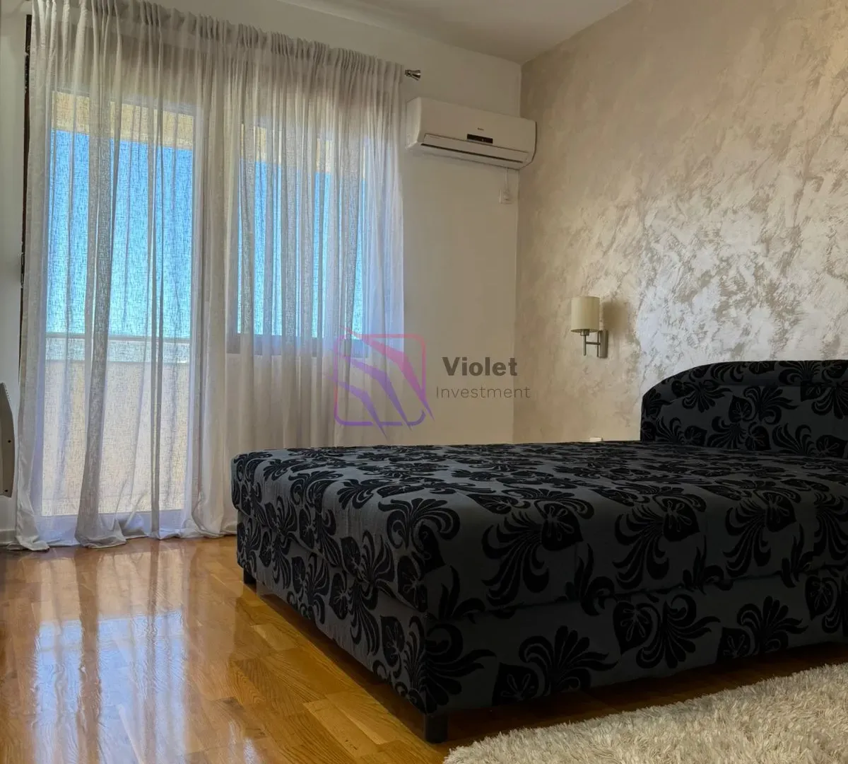 Izdavanje, dvosoban stan, 90m², Preko Morače, Podgorica