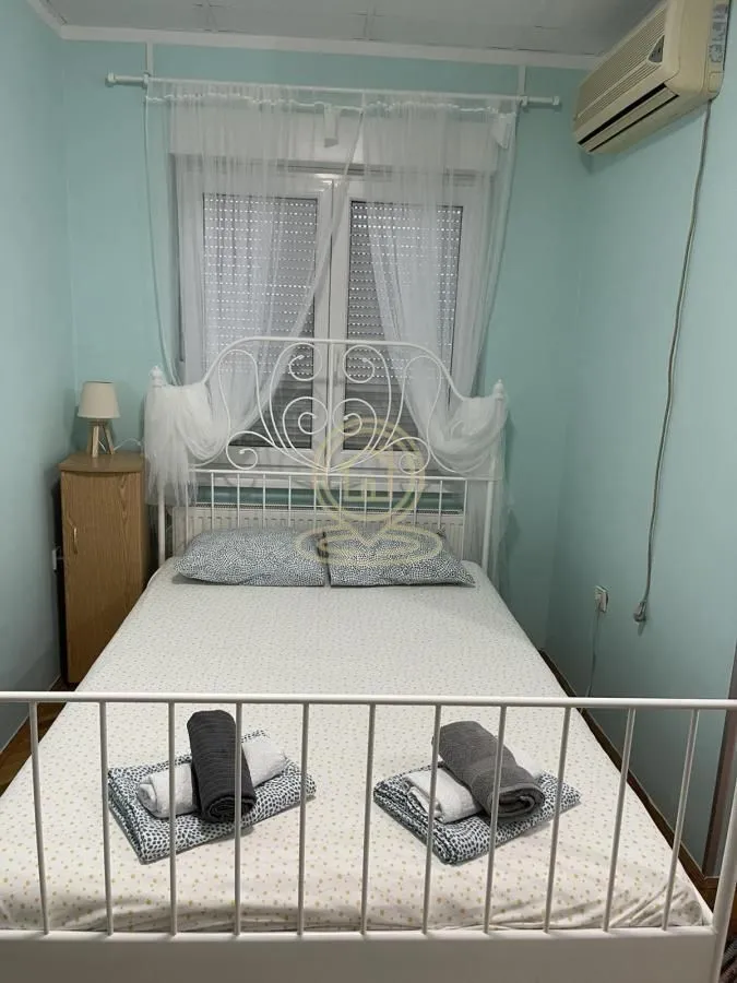 Izdavanje, jednosoban stan, 30m², Centar, Novi Sad