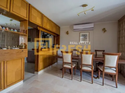 Sale, house, 250m², Tološi, Podgorica - image 6