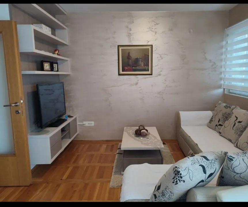 Rent, two bedroom apartment, 52m², Blok 9, Podgorica