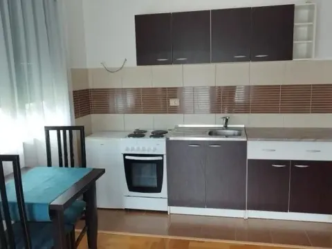 Izdavanje, stan, 30m², Vezirov Most, Podgorica - image 7