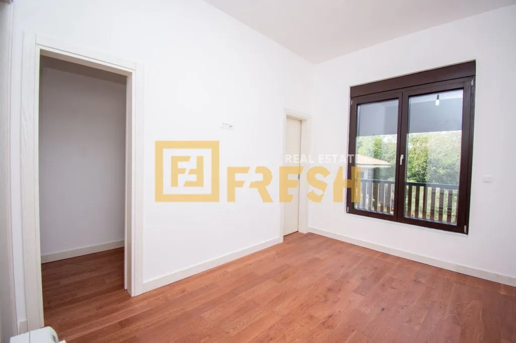 Sale, three bedroom apartment, 132m², Gornja Gorica, Podgorica