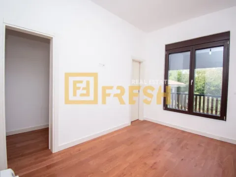 Prodaja, trosoban stan, 132m², Gornja Gorica, Podgorica - image 10