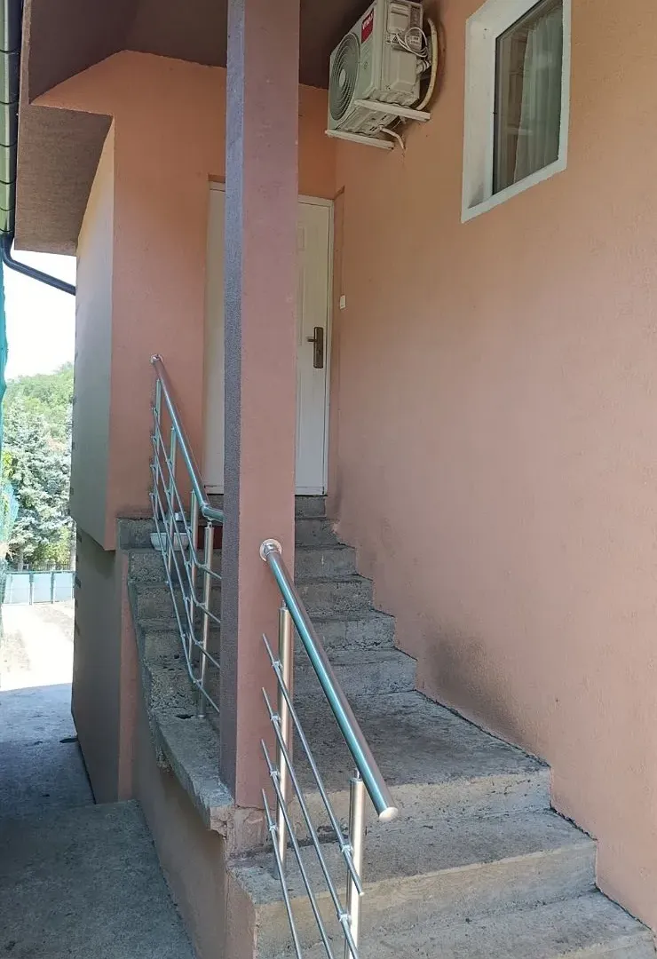 Sale, house, 210m², Borsko jezero, Bor
