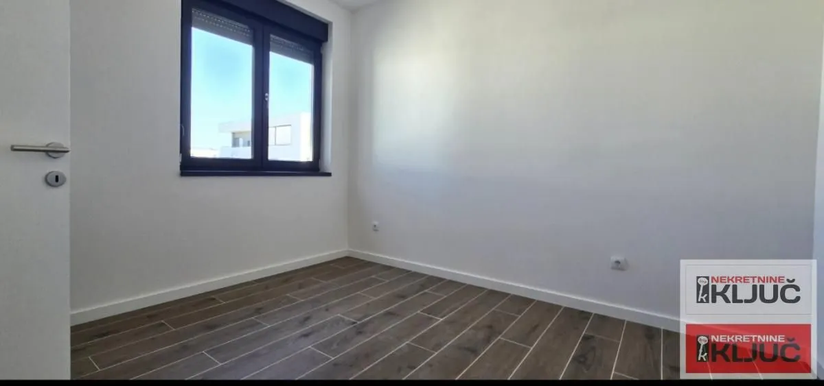 Izdavanje, dvosoban stan, 50m², Telep, Novi Sad Sve Podlokacije