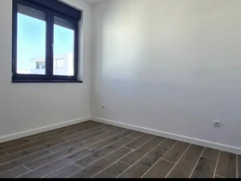 Izdavanje, dvosoban stan, 50m², Telep, Novi Sad Sve Podlokacije - image 4