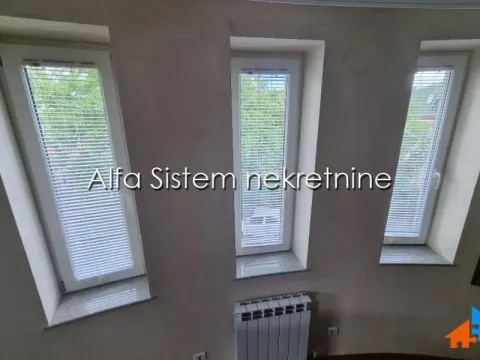 Izdavanje, četvorosoban stan, 120m², Savski Venac, Beograd - image 8