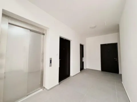 Izdavanje, jednosoban stan, 39m², Krivi Most, Podgorica - image 4