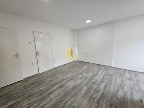 Rent, two bedroom apartment, 54m², Rotkvarija, Novi Sad Sve Podlokacije - image 3