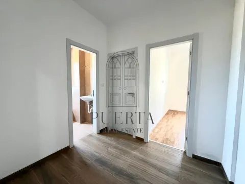 Prodaja, dvosoban stan, 64m², Tološi, Podgorica - image 9