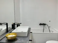 Izdavanje, četvorosoban stan, 123m², Sajmište, Novi Sad - image 12